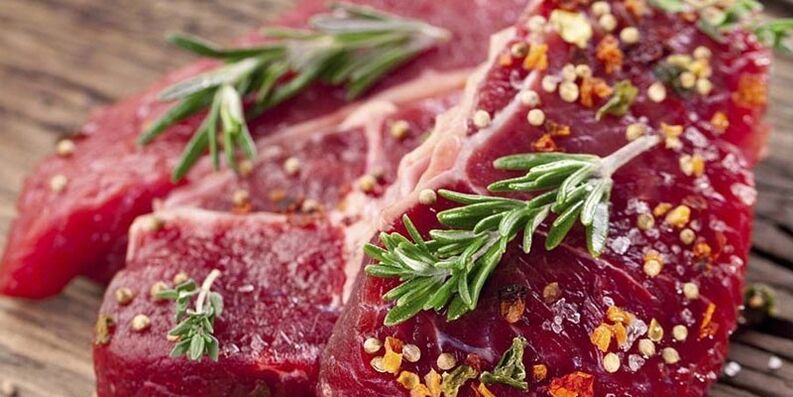 La carne rossa nella dieta di un uomo ha un effetto benefico sull'erezione